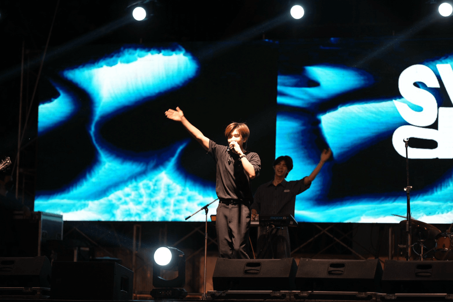 Sweezdream — Festival Tour