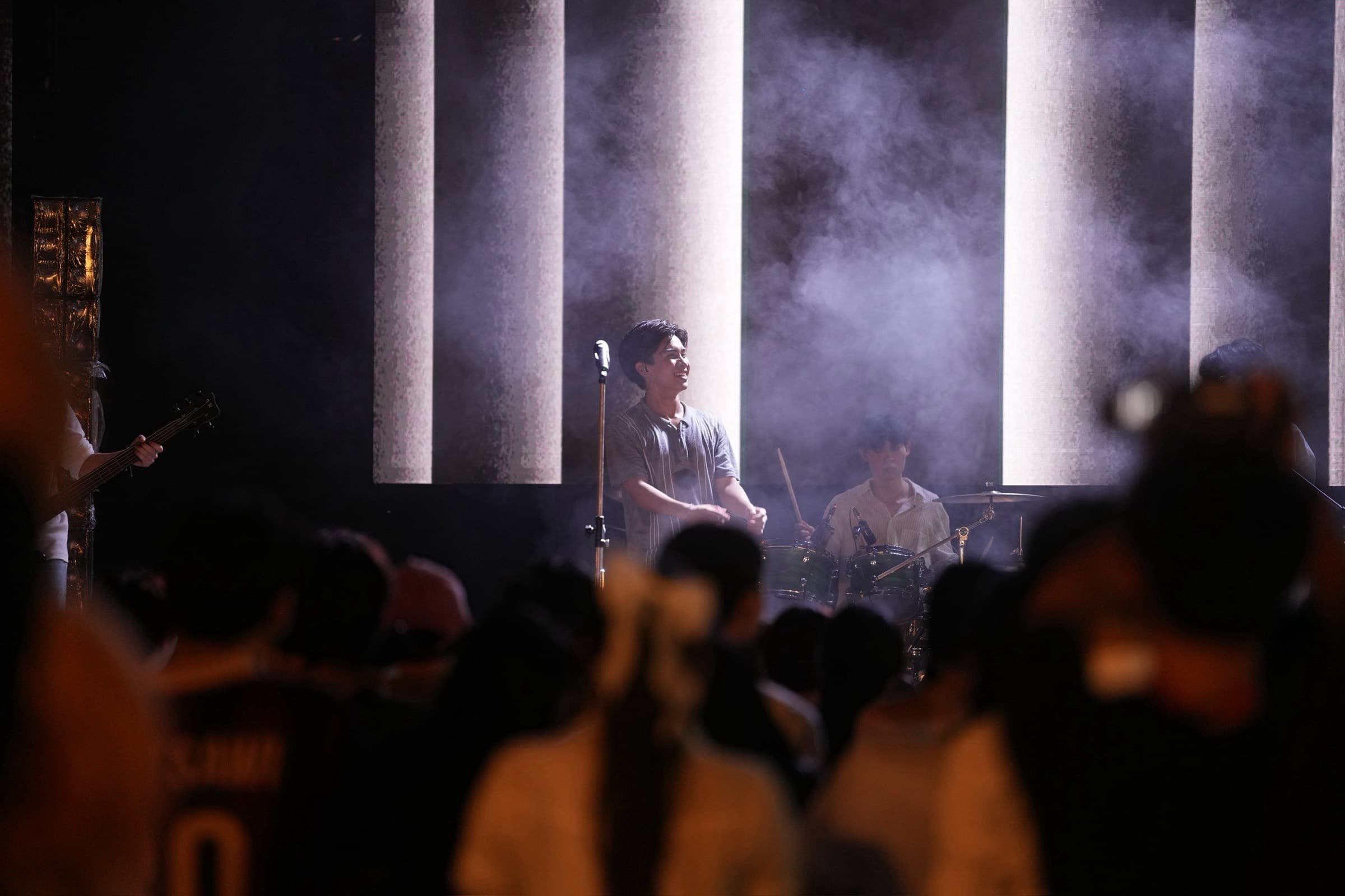 Sweezdream — ค่ำคืนแห่งเสียงเพลง